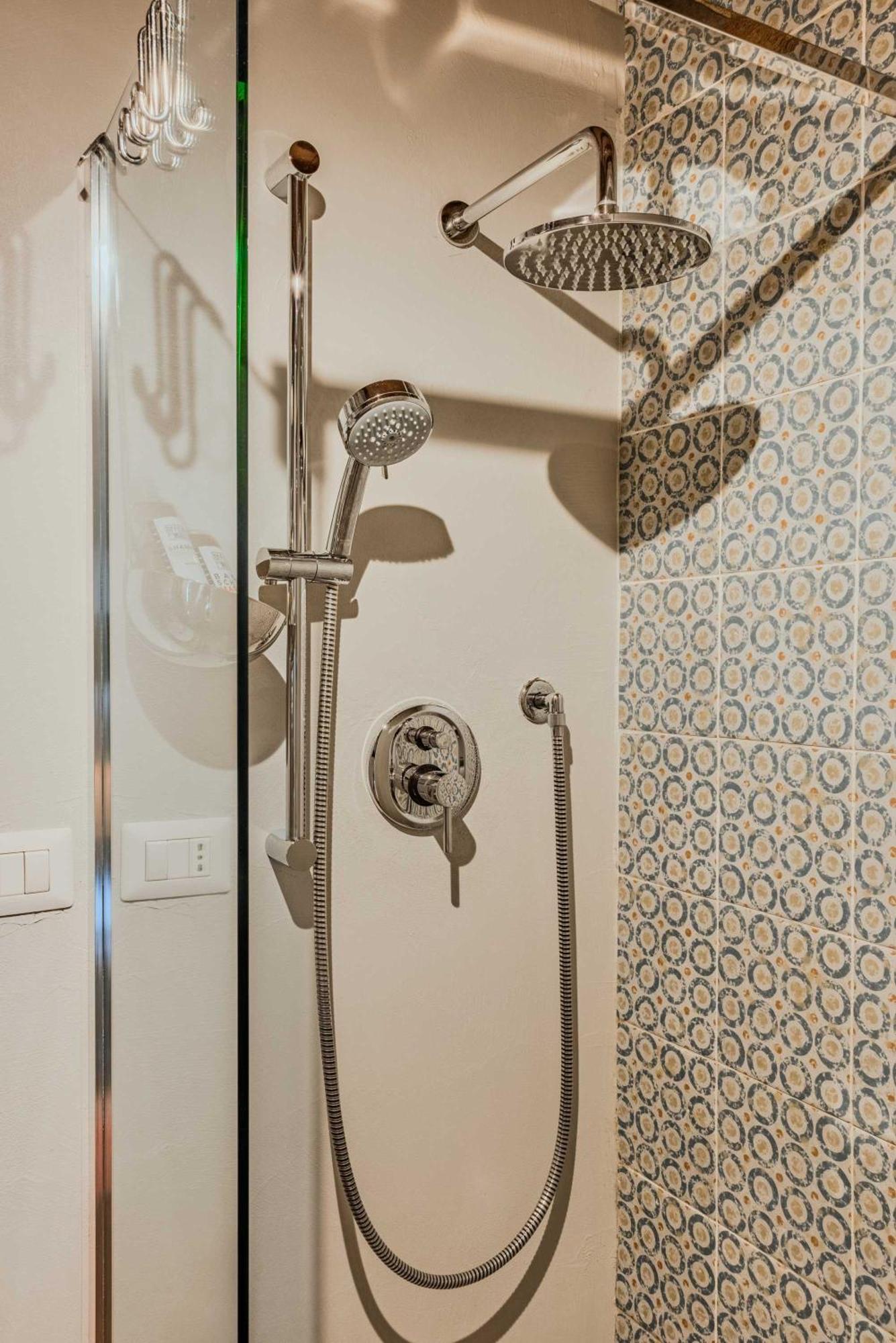B&B Podere Camaiano Рокастрада Екстериор снимка