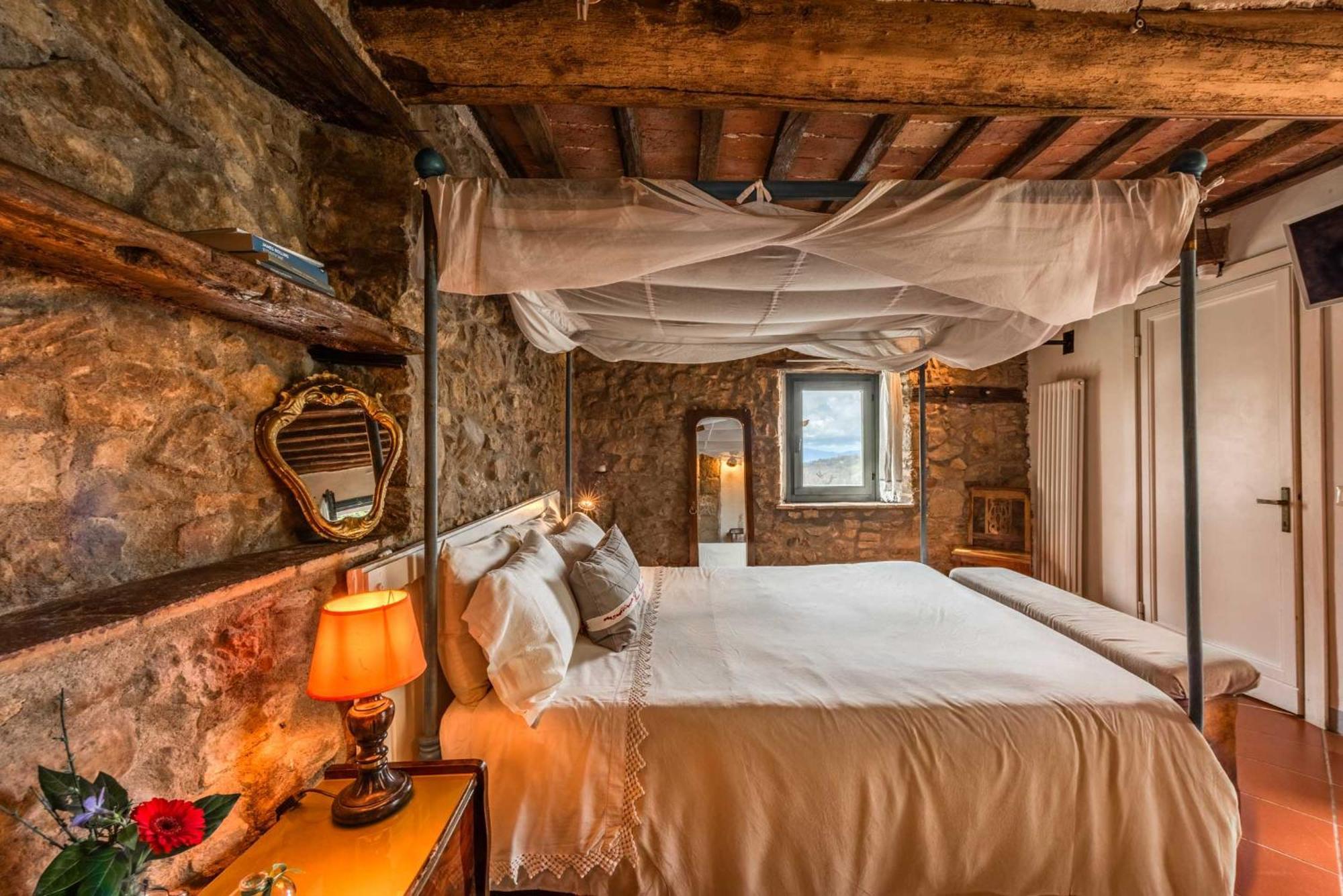 B&B Podere Camaiano Рокастрада Екстериор снимка